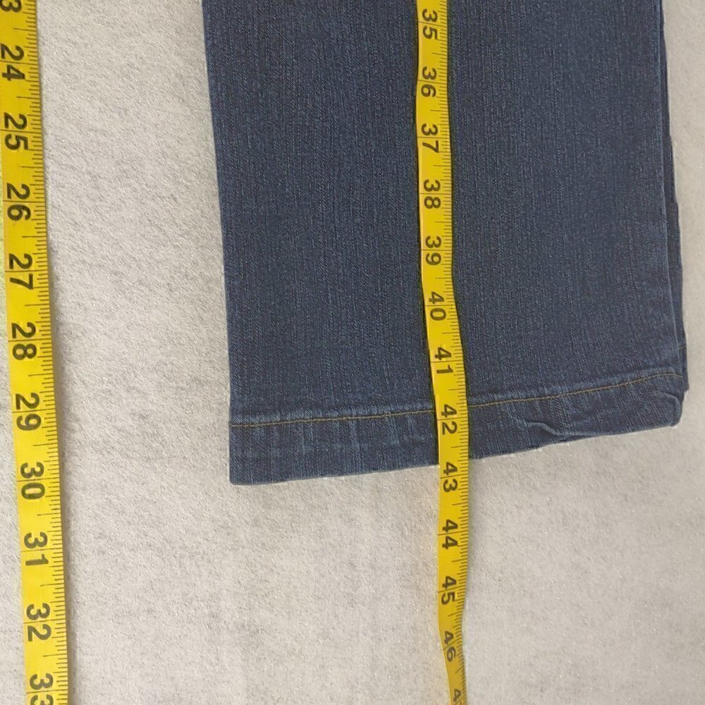 Cato Women's Medium Rise Classic Straight Leg Denim Blue Jeans Size 18W - Picture 9 of 12